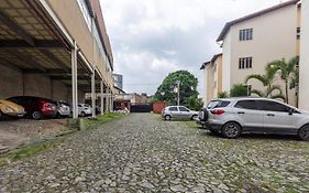 Apto com ótima localização, Wi-Fi e garagem